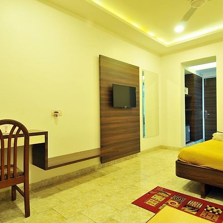 Sandy Resort Daman Extérieur photo