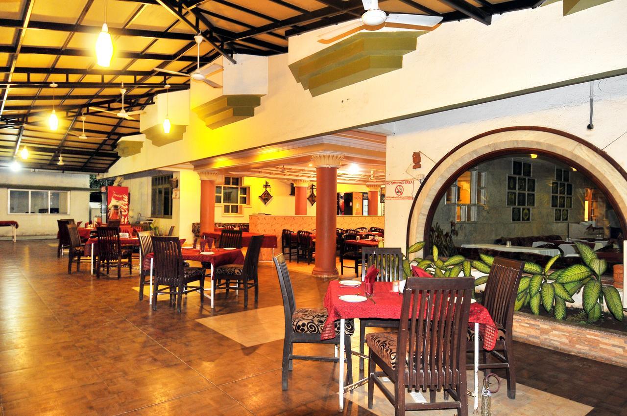 Sandy Resort Daman Extérieur photo