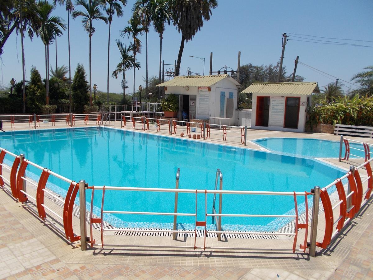 Sandy Resort Daman Extérieur photo